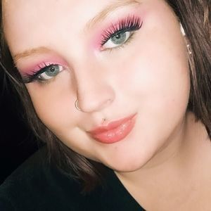 Meet your Posher, Ivy